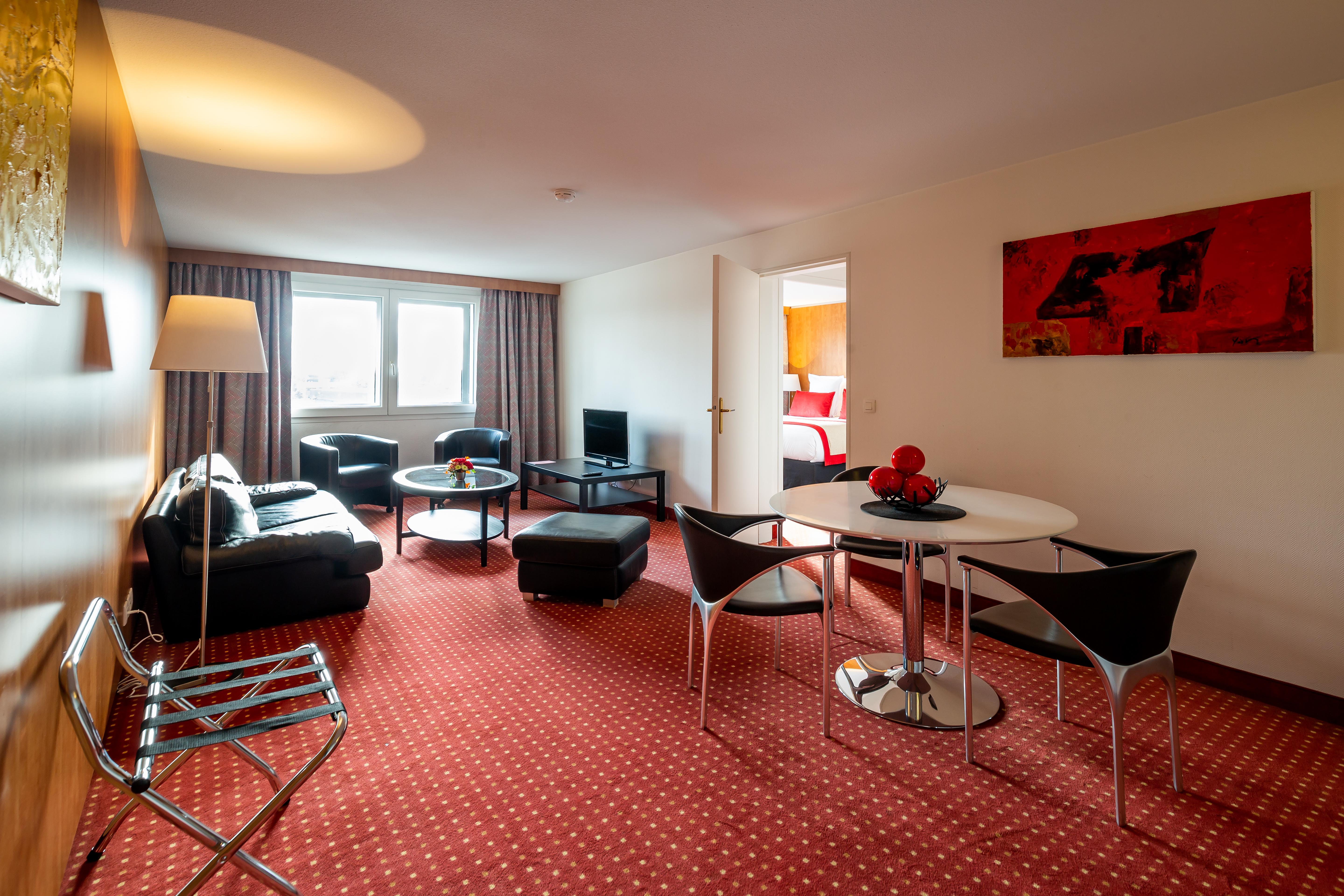Le M&Spa by Hôtels&Préférence Mérignac Esterno foto